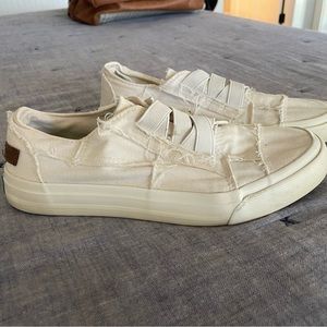 White Blowfish sneakers